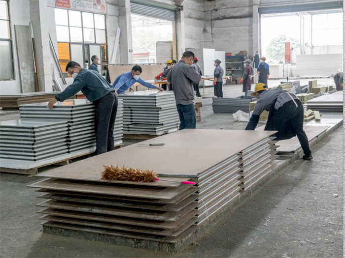 ��ɭ���-�F(tu��n)�(du��)�L(f��ng)��